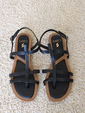 Franco Sarto Black and Tan Strappy T‑Bar Sandals